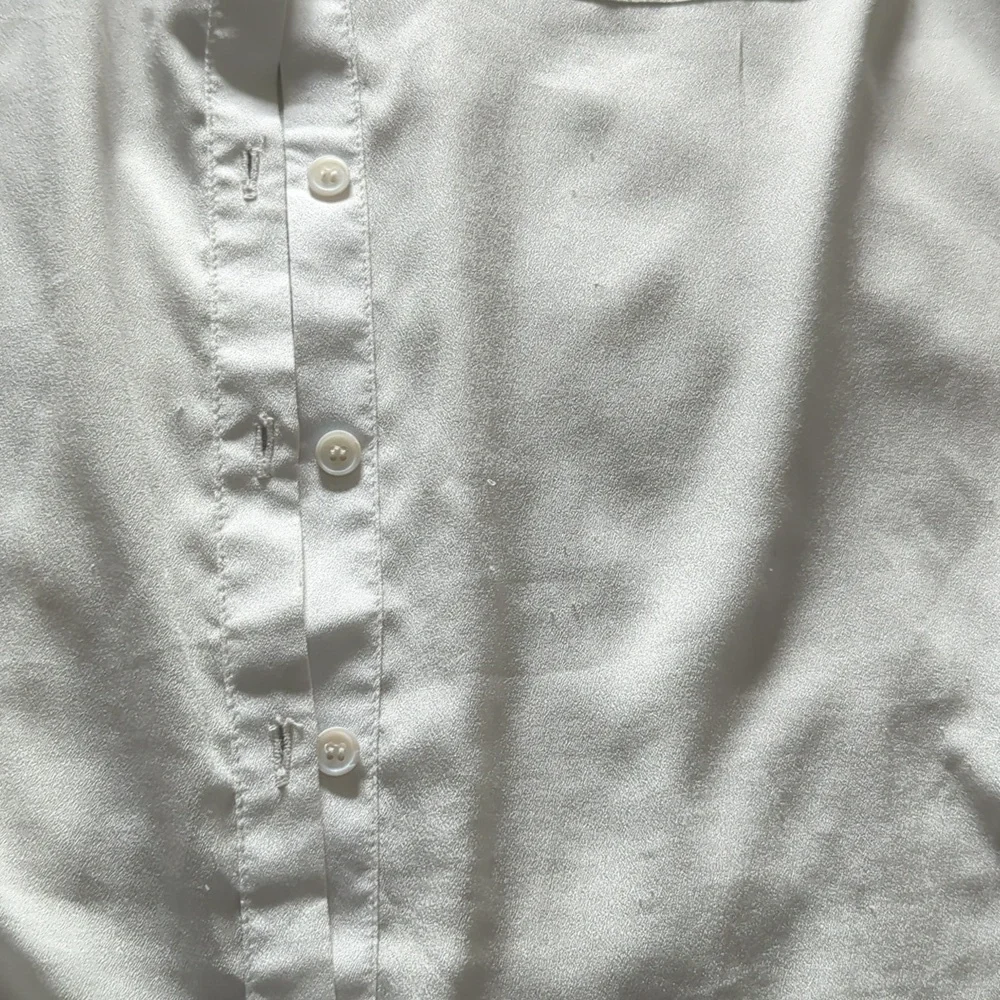White Blouse - Picture 4 of 5